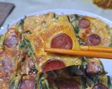 Foto langkah ke 8 dari resep 🫓Pajeon, Savory Pancake, ala Astari.