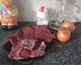 Foto del paso 1 de la receta: Bifecitos de hígado encebollados 🍽