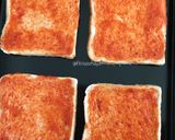 Foto langkah ke 4 dari resep Pizza Roti Tawar (#pr_adakejunya).