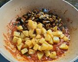 Foto langkah ke 2 dari resep Tumis Kerang Asam Sunti.