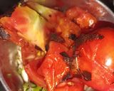 भुने टमाटर की चटपटी चटनी(bhune tamatar ki chutney recipe in hindi) रेसिपी चरण 2 फोटो