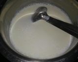 A picture of step 3 of Fruits custard.