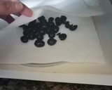 Foto del paso 1 de la receta: Sal de aceitunas negras