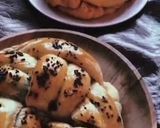 Foto langkah ke 19 dari resep Kreasi Challah / Braided Bread Versi Manis dan Asin.