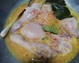 Foto langkah ke 2 dari resep Ayam Goreng Kuning Rempah.