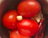 Foto del paso 2 de la receta: Charales en salsa de guajillo