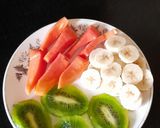 A picture of step 2 of Fiber rich fruit salad.