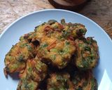 Foto langkah ke 3 dari resep Bakwan Bayam Udang.