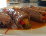 Foto del paso 8 de la receta: Rollitos de ternera con pimientos en salsa de vino blanco