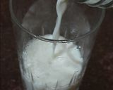 A picture of step 4 of Makhana milk shake.