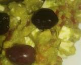 Avocado-Ei mit Schafskäse-Guacamole