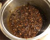 A picture of step 3 of Date Rice Krispies Treats.