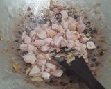 Foto langkah ke 4 dari resep Sup Lobak Ayam Telur.