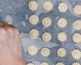 Foto del paso 4 de la receta: Galletas de mantequilla con solo 3 ingredientes