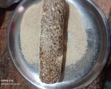 A picture of step 7 of Dates Dryfruit Roll.