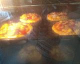 Foto langkah ke 5 dari resep Pizza mini Q.