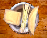 Foto del paso 4 de la receta: Saquitos con "Sorpresa"