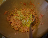 Foto del paso 7 de la receta: Ensalada de zanahoria, choclo y huevo