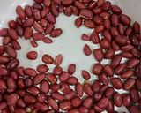 Hình bước làm 1 của món Cá cơm và lạc đỏ rang mắm tỏi, lá chanh