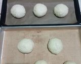 Foto langkah ke 3 dari resep Roti Pizza Home Made tanpa ulen tanpa telur.