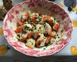 Foto del paso 1 de la receta: Palitos de cangrejo al ajo y perejil (surimi)