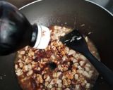 Foto langkah ke 4 dari resep Burger Bakpao isi Ayam masak Kecap.