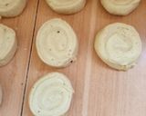 A picture of step 8 of Pinwheel bread.