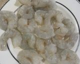 A picture of step 1 of Crispy fried prawns wrapped with rice vermicelli.