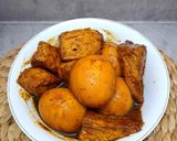 Foto langkah ke 5 dari resep Semur Telur Tahu Kecap.
