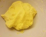 A picture of step 3 of Bua Loy with Fresh Coconut Milk.