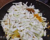 A picture of step 6 of Moong Dal Diye Lau Ghonto.