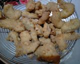 Foto langkah ke 4 dari resep Dakgangjeong - Crunchy Korean fried chicken.