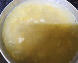 A picture of step 3 of Cream of chicken sweet corn soup.