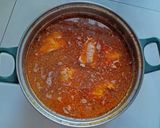 A picture of step 4 of Simple Bún Bò Huế.
