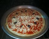 صورة لخطوة 2 من وصفة 🍕 بيتزا على طريقتي 🍕