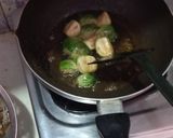 Foto langkah ke 4 dari resep Oseng Teri tawar terong bulat daun Melinjo pedas.