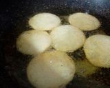 A picture of step 3 of Methi Tikiyan.