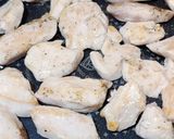 Фото кроку 2 до 🍗Курка у кисло - солодкому соусі.
