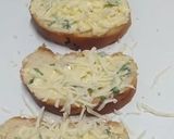 ગાર્લિક બ્રેડ (Garlic Bread Recipe In Gujarati) રેસીપી સ્ટેપ3ફોટો