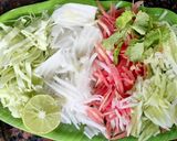 मूली लच्छा सलाद (mooli lachha salad recipe in Hindi) रेसिपी चरण 3 फोटो