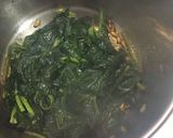 Foto del paso 2 de la receta: Potaje de bacalao y espinacas