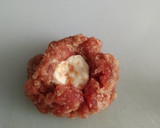 Foto del paso 2 de la receta: Albóndigas rellenas de queso