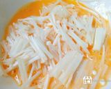 รูปขั้นตอนการทำที่ 1 ของ ต้มแซ่บอกไก่กับไข่เจียวเห็ด