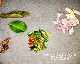 Foto langkah ke 2 dari resep Oseng kikil cabe hijau.