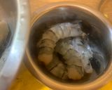 A picture of step 2 of East Asian Seafood Noodles.