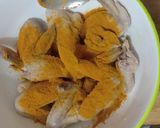 Foto langkah ke 1 dari resep Ayam goreng kunyit saos tiram.