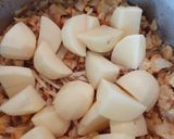 A picture of step 2 of Aloo Gobhi.