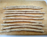 Foto del paso 3 de la receta: Panecillos "nudo" con pesto