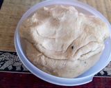 A picture of step 2 of Sattu paratha.