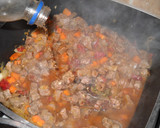 Foto del paso 5 de la receta: Guiso patrio de carne, porotos y vegetales